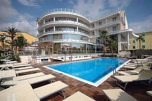 Mediterraneo Palace Hotel Amantea Εξωτερικό φωτογραφία